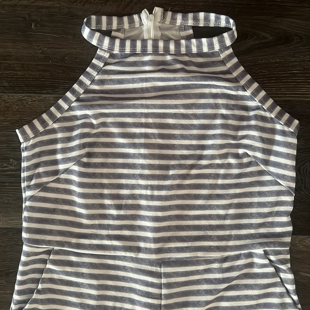 Striped Romper - Picture 4 of 11